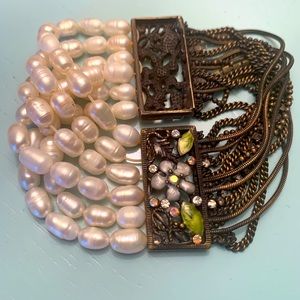 Faux pearl stretch bracelet